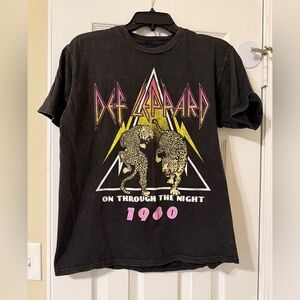 Def Leppard Graphic T-Shirt